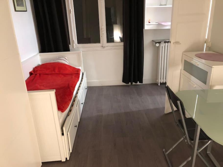 Beau Appartement,Proche De Metro Paris Exterior photo
